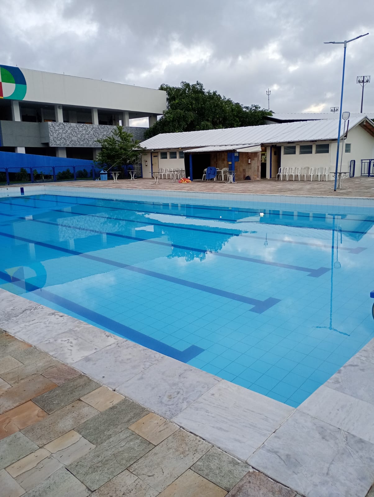 Vista da piscina — Forms Fitness